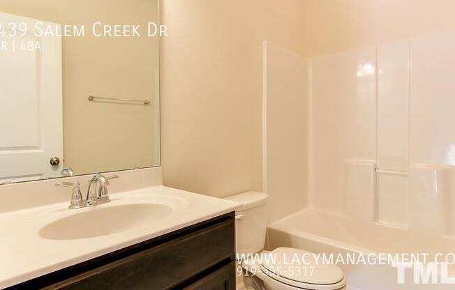 1439 SALEM CRK DR