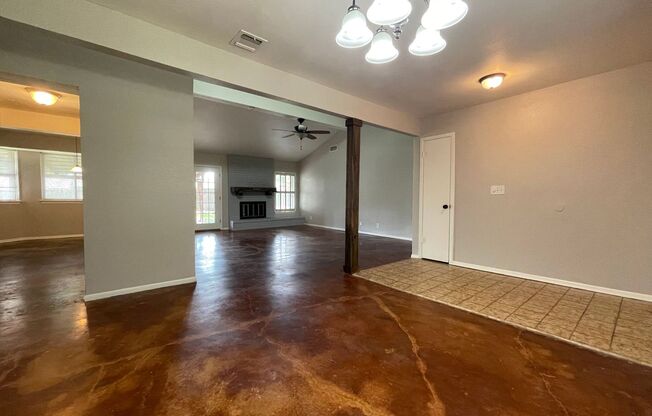SPACIOUS 4 BEDROOM HOME IN MILLERS RIDGE***EASY ACCESS TO RANDOLPH AFB, FT. SAM, & SHOPPING