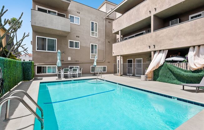 1944 Whitley Ave.