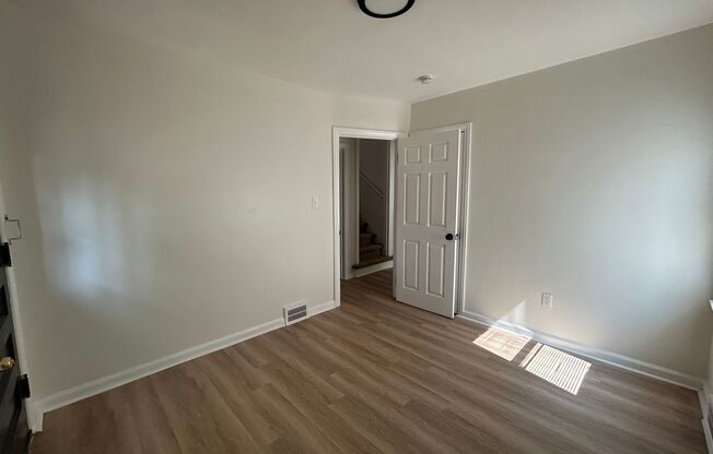 3 beds, 1 bath, $1,499