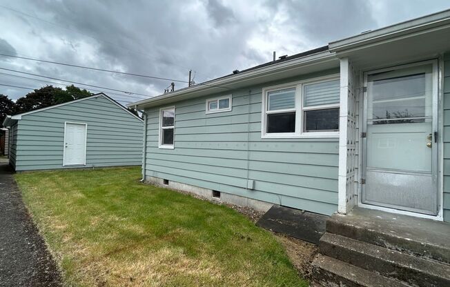 1056-1058 18th Ave