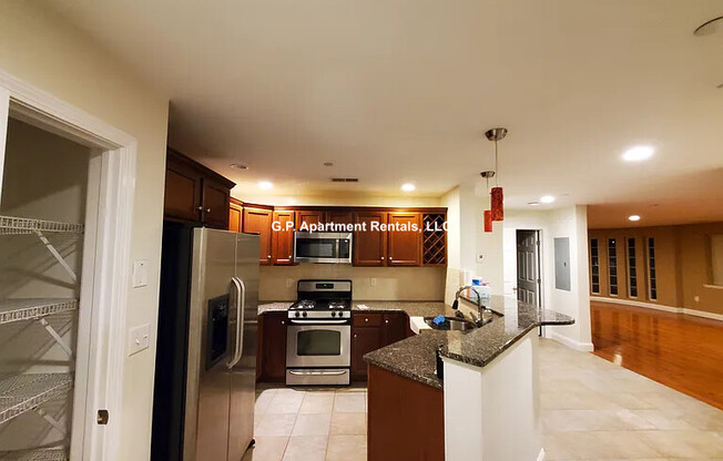 120 WYLLIS ST
