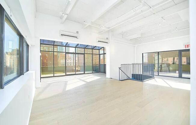 2 beds, 3 baths, $16,000, Unit PHA