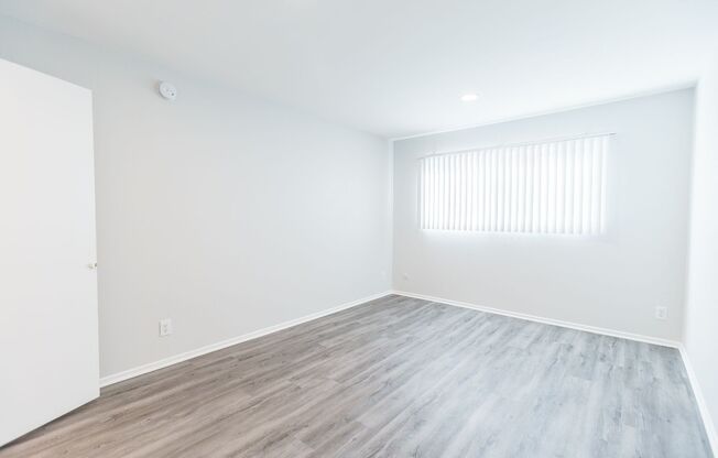 1 bed, 1 bath, 650 sqft, $1,748, Unit 107