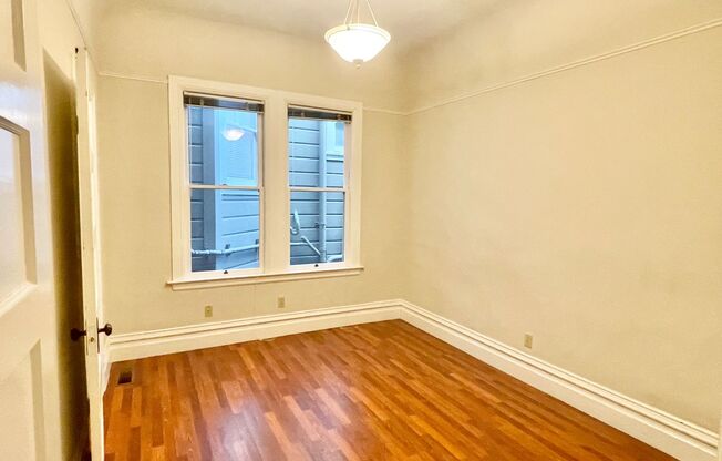 3 beds, 2.5 baths, $4,925, Unit 329 Presidio Ave