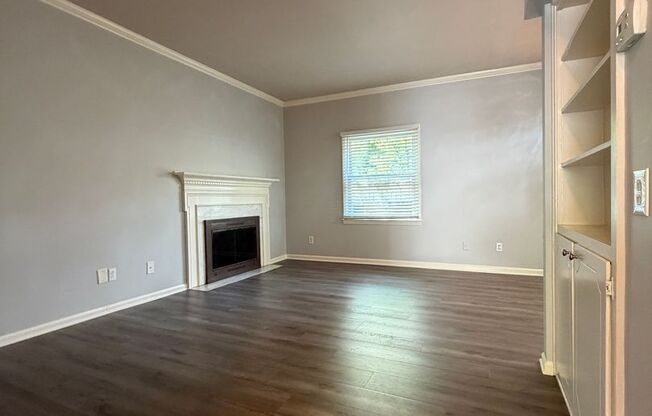 End unit townhouse in South Park