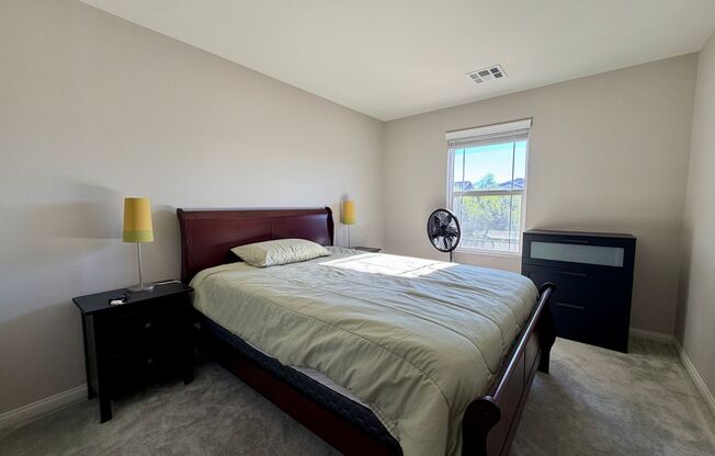 3 beds, 2 baths, $2,369