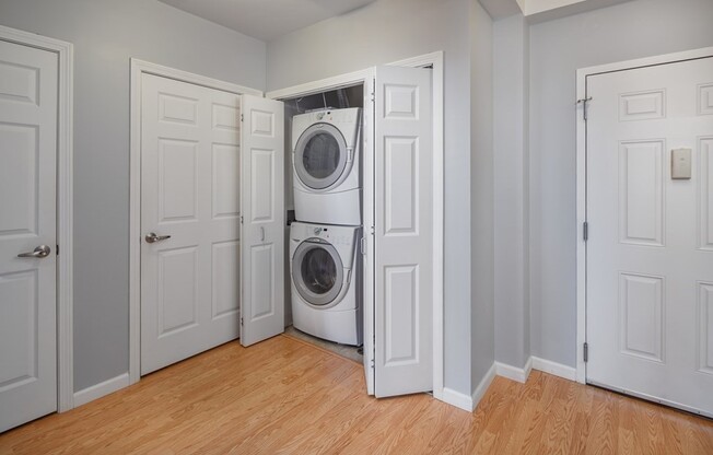 1 bed, 1 bath, 834 sqft, $2,250, Unit 304