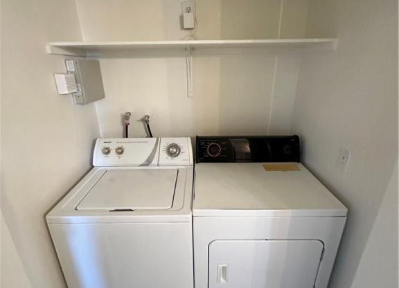 2 beds, 2 baths, $1,350