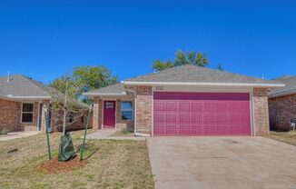 New Construction in Varenna Landing! Storm shelter and lawn care included!