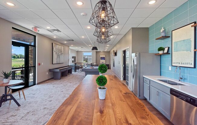 1 bed, 1 bath, 726 sqft, $995, Unit 210