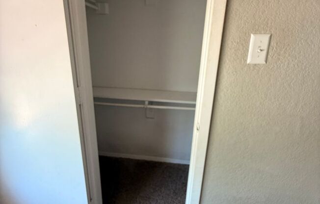 2 beds, 1.5 baths, 1,140 sqft, $1,339, Unit 12B
