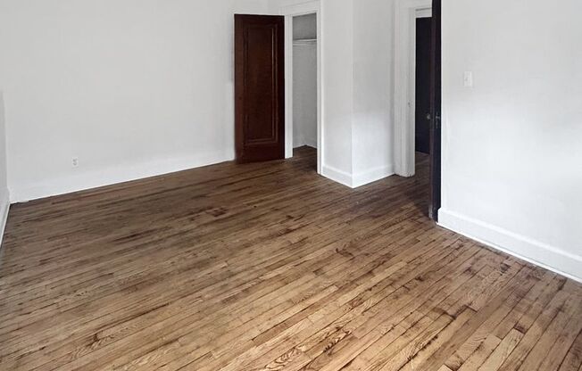 2 beds, 1 bath, 770 sqft, $1,313, Unit 402