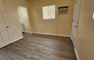 13453 1/4 FILMORE ST