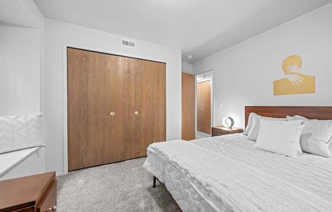 Beautiful bedroom with large closets in Kalamazoo