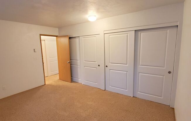 1 bed, 1 bath, $1,275, Unit 038