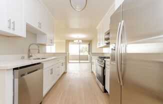 3 beds, 3 baths, 1,780 sqft, $5,600, Unit 102