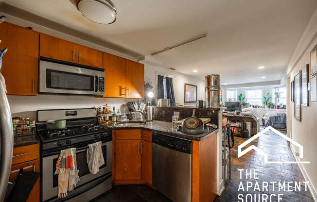 3023 N Oakley Ave, Chicago IL 3