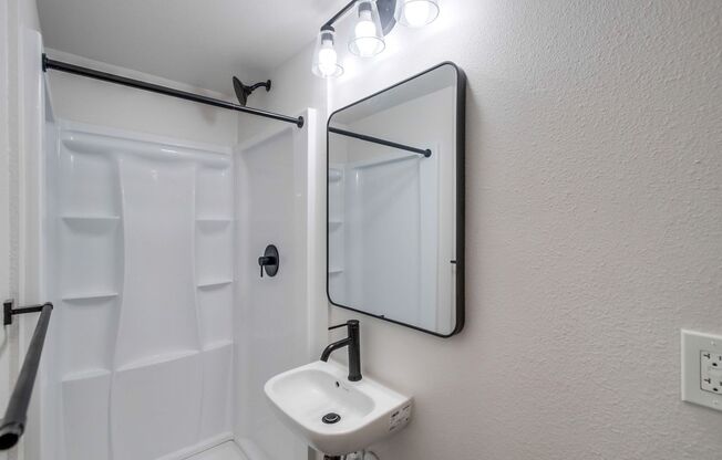 Studio, 1 bath, 230 sqft, $1,795, Unit 4820-7
