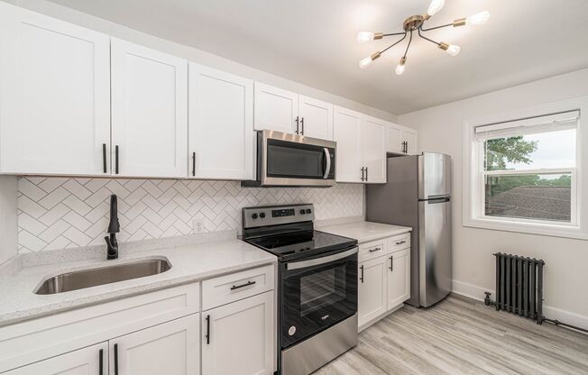 1 bed, 1 bath, 680 sqft, $1,235, Unit 9610 Sherwood Place - Unit 26