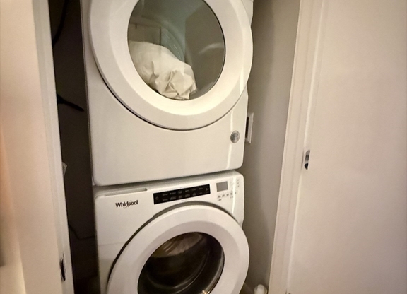 1 bed, 1 bath, 497 sqft, $2,500, Unit 411