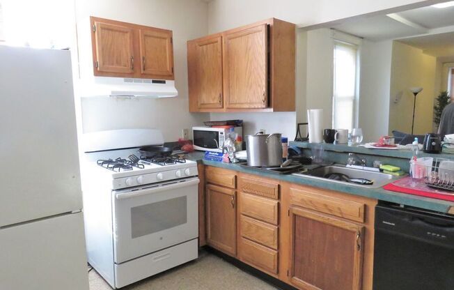 519 N 35 ST
