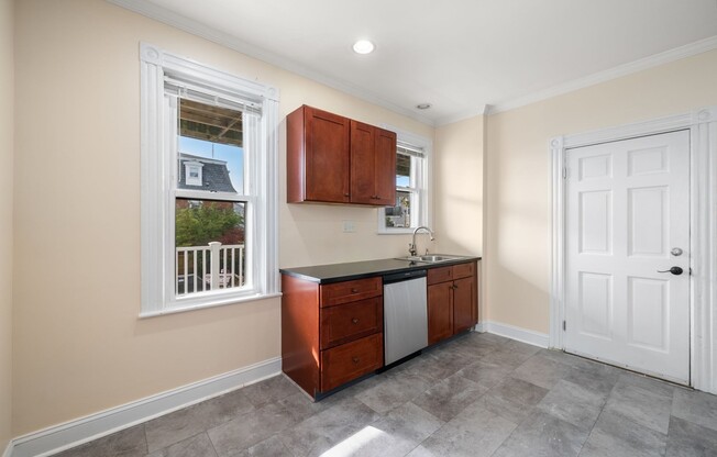 2 beds, 1 bath, 1,003 sqft, $3,500, Unit 1