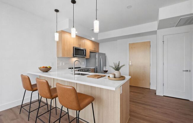 1 bed, 1 bath, 758 sqft, $2,695, Unit 201