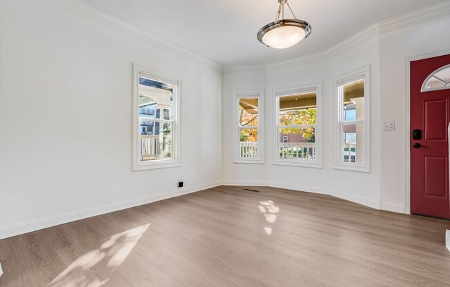 Beautiful 3 Bed, 2 Bath Rental Home in Arbor Lodge Portland!