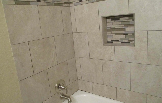 3 beds, 2.5 baths, $1,750