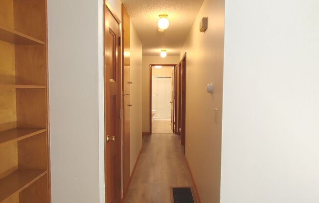 2 beds, 1 bath, $1,795