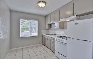 2 beds, 1 bath, $2,295, Unit #6