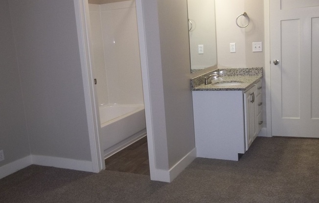 2 beds, 2.5 baths, 1,438 sqft, $1,995, Unit 073