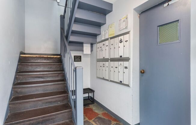 68-72 W 25th Street