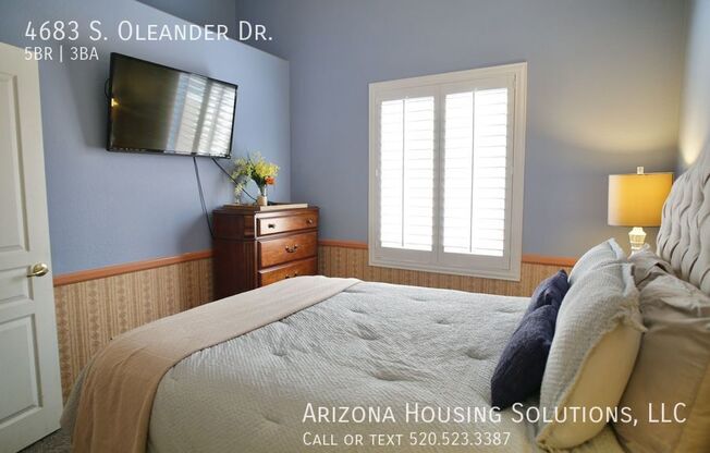 4683 S OLEANDER DR
