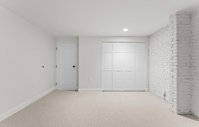 2 beds, 1.5 baths, 1,024 sqft, $4,600, Unit 102