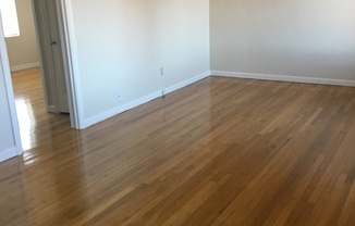 1 bed, 1 bath, 600 sqft, $1,495, Unit C10