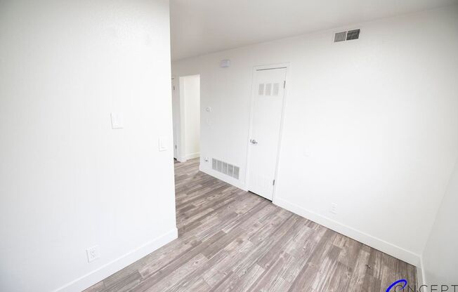 2 beds, 1 bath, 850 sqft, $1,399, Unit 11- Updated (NR)