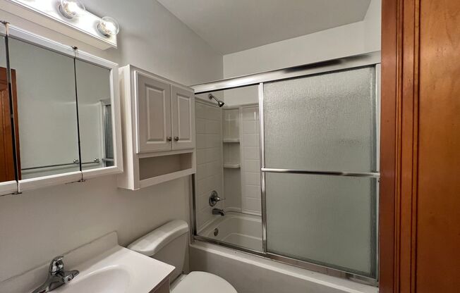 2 beds, 2 baths, $1,450