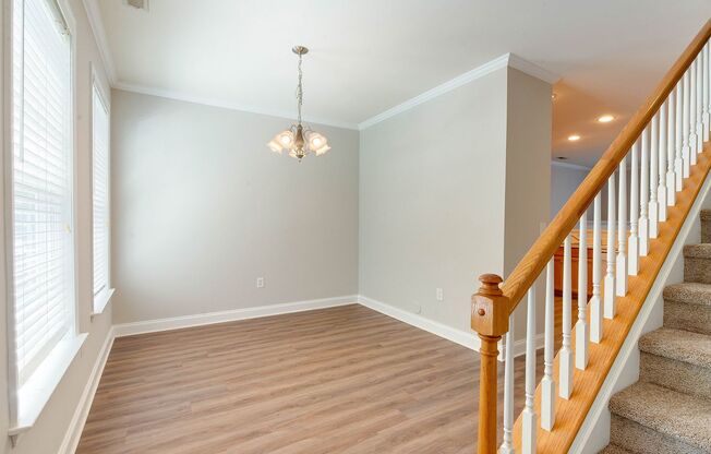 Gorgeous town home located 1/3 of a mile from downtown Matthews!