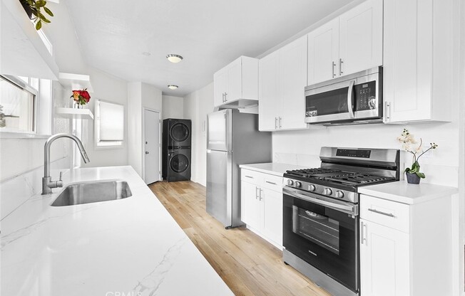 4169 DENKER AVE