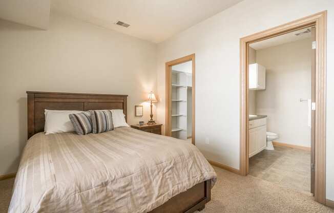 Large bedroom with attached bathroom and walk-in closet at Stone Ridge townhomes