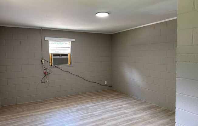 2 Bed 1 Bath Apartment