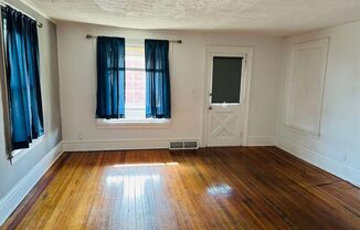 2 beds, 1 bath, 1,200 sqft, $825