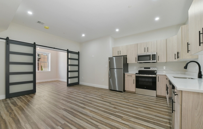 1 bed, 1 bath, 615 sqft, $2,300, Unit 104