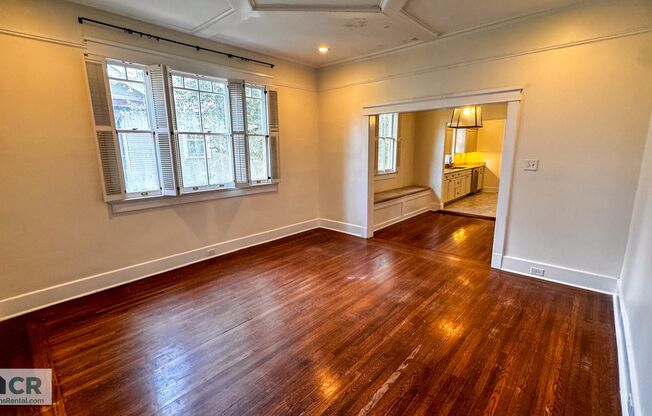 HUGE 9 bedroom house just a few blocks from campus! Text 727-459-4141 for more info.