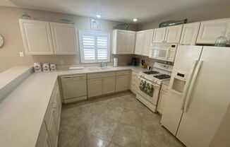 2 beds, 2 baths, $3,900