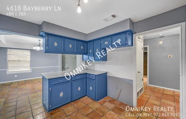 4618 BAYBERRY LN