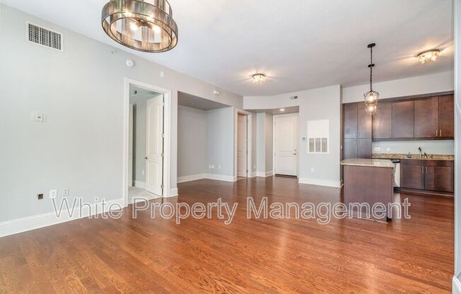 4625 Piedmont Row Dr