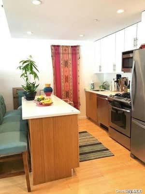 1 bed, 1 bath, 680 sqft, $2,350, Unit 2B